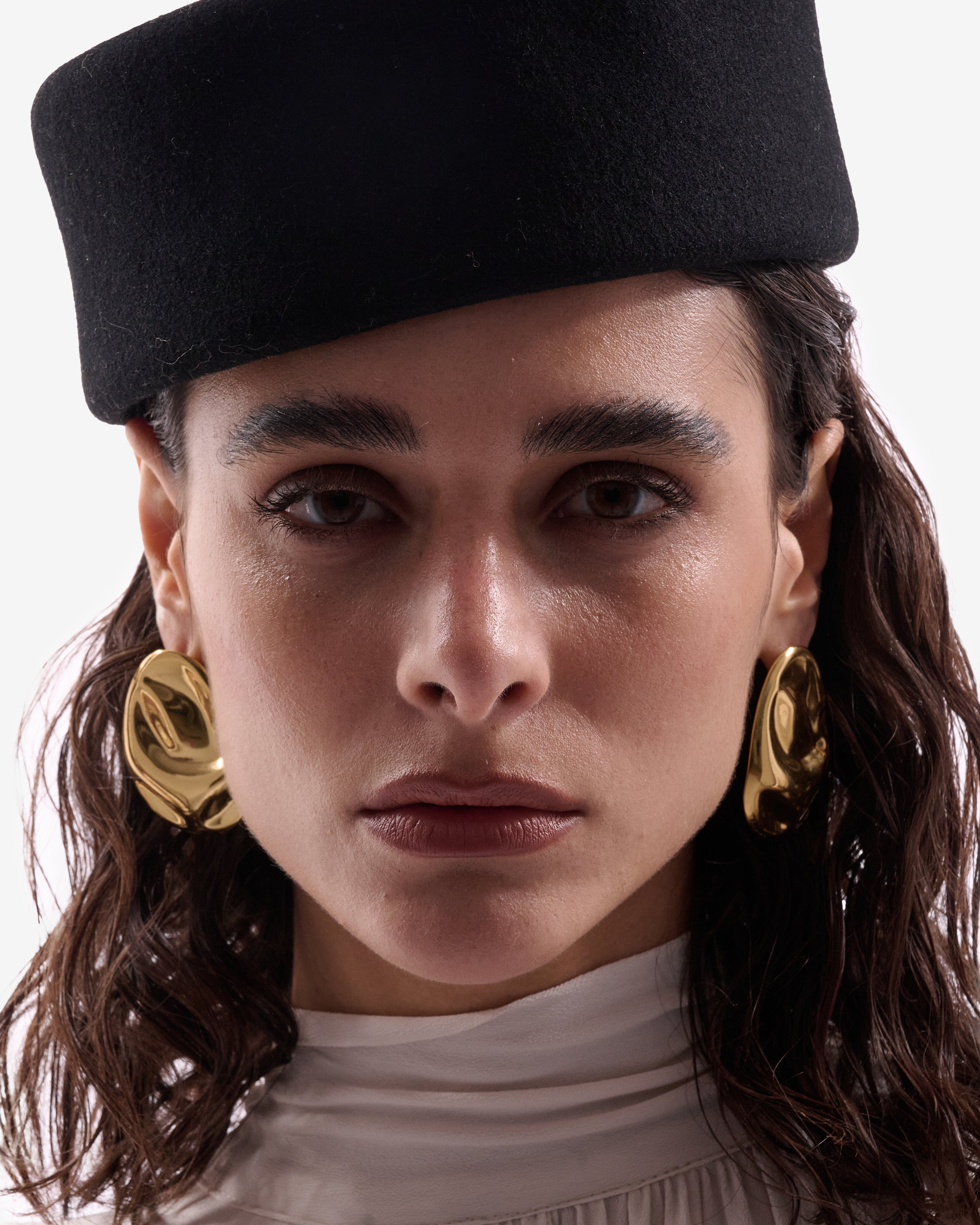 Annina Pillow Box Hat